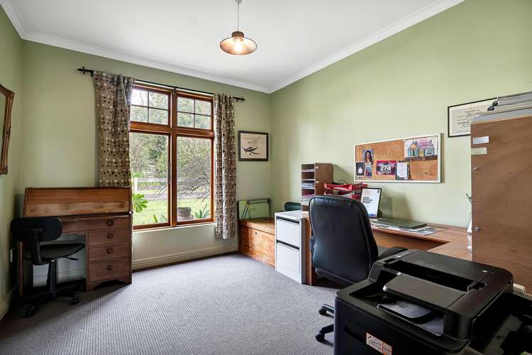 1248 Egmont Road Egmont Village_13