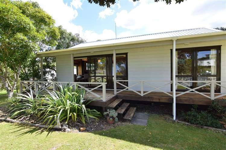 151 Ocean Beach Road Tairua_19