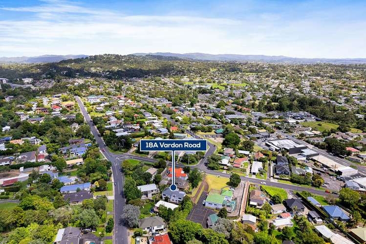 18a Vardon Road Green Bay_22