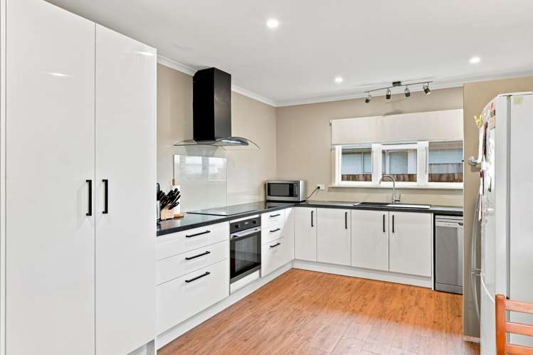 9 Checketts Avenue Halswell_1