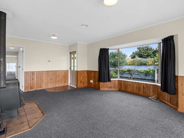 3 Kirkcaldie Grove Levin_10