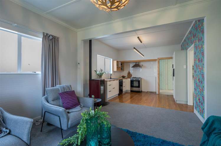 26 Murphy Street Toi Toi_2