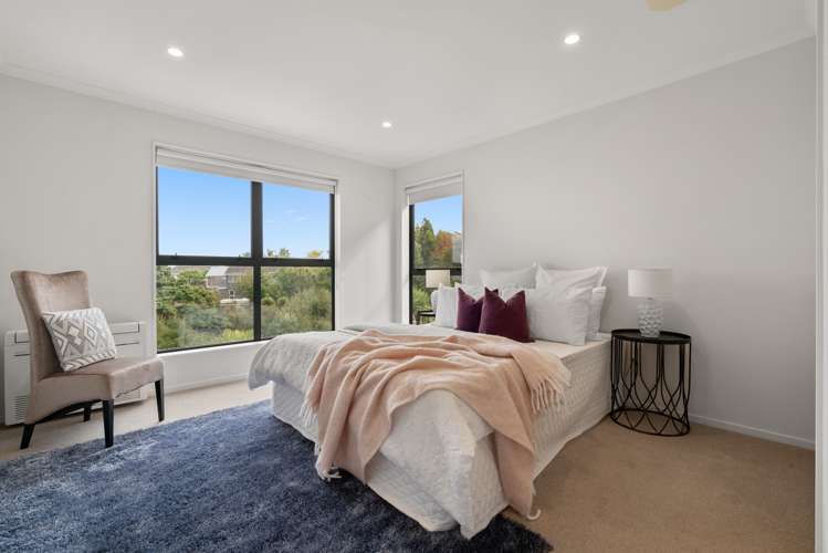 12 Matairangi Avenue Totara Heights_7