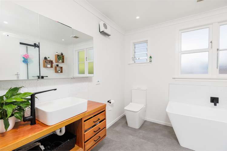 35 Rhodes Street Waimate_11