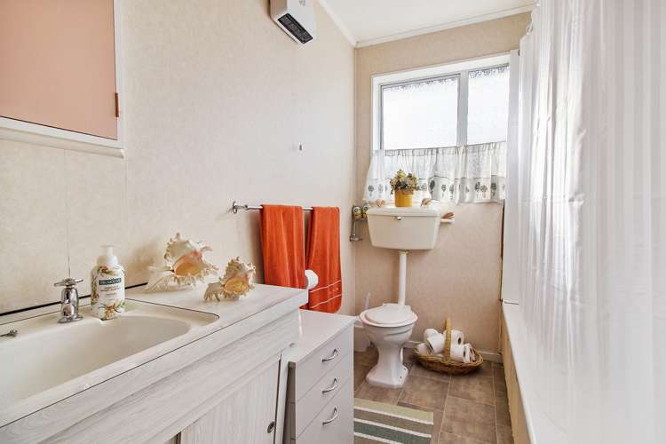 1/67 Ranui Avenue Waimataitai_7