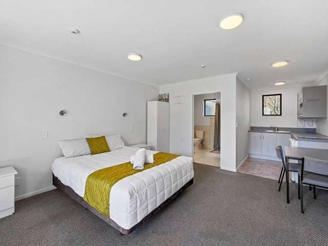 1594 Queen Charlotte Drive Linkwater_4