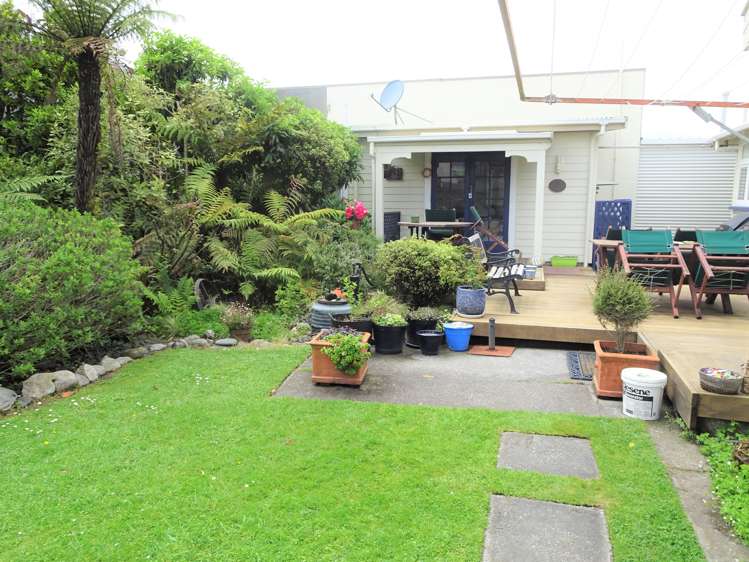 20 Hamilton Street Hokitika_17
