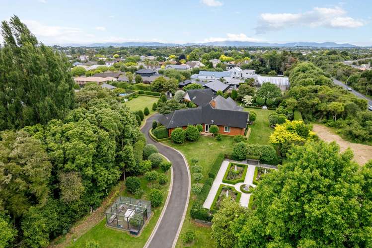 77 Harrowfield Drive Harrowfield_38