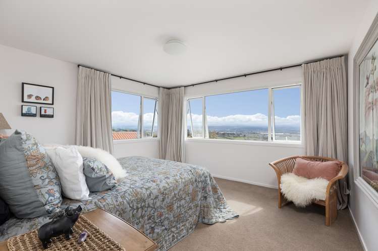 24 Hillplough Heights Richmond_15