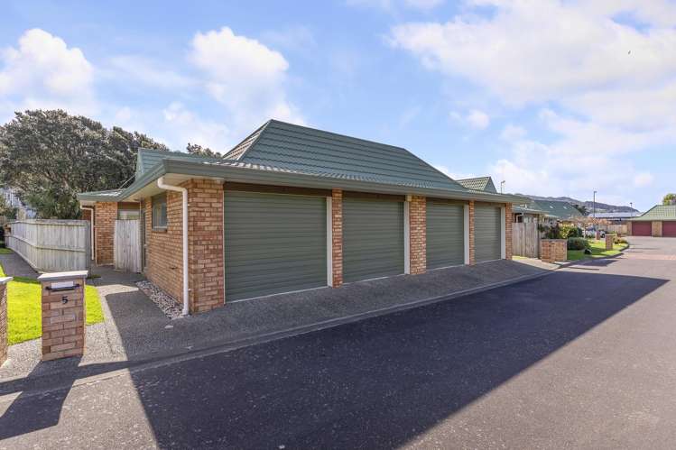 75/42e Main Road Tawa_28