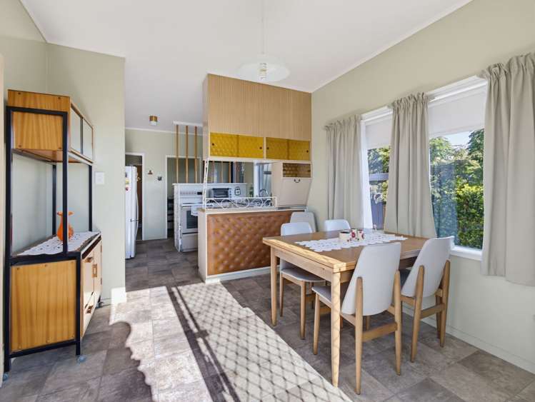5 Conifer Lane Mangere Bridge_8