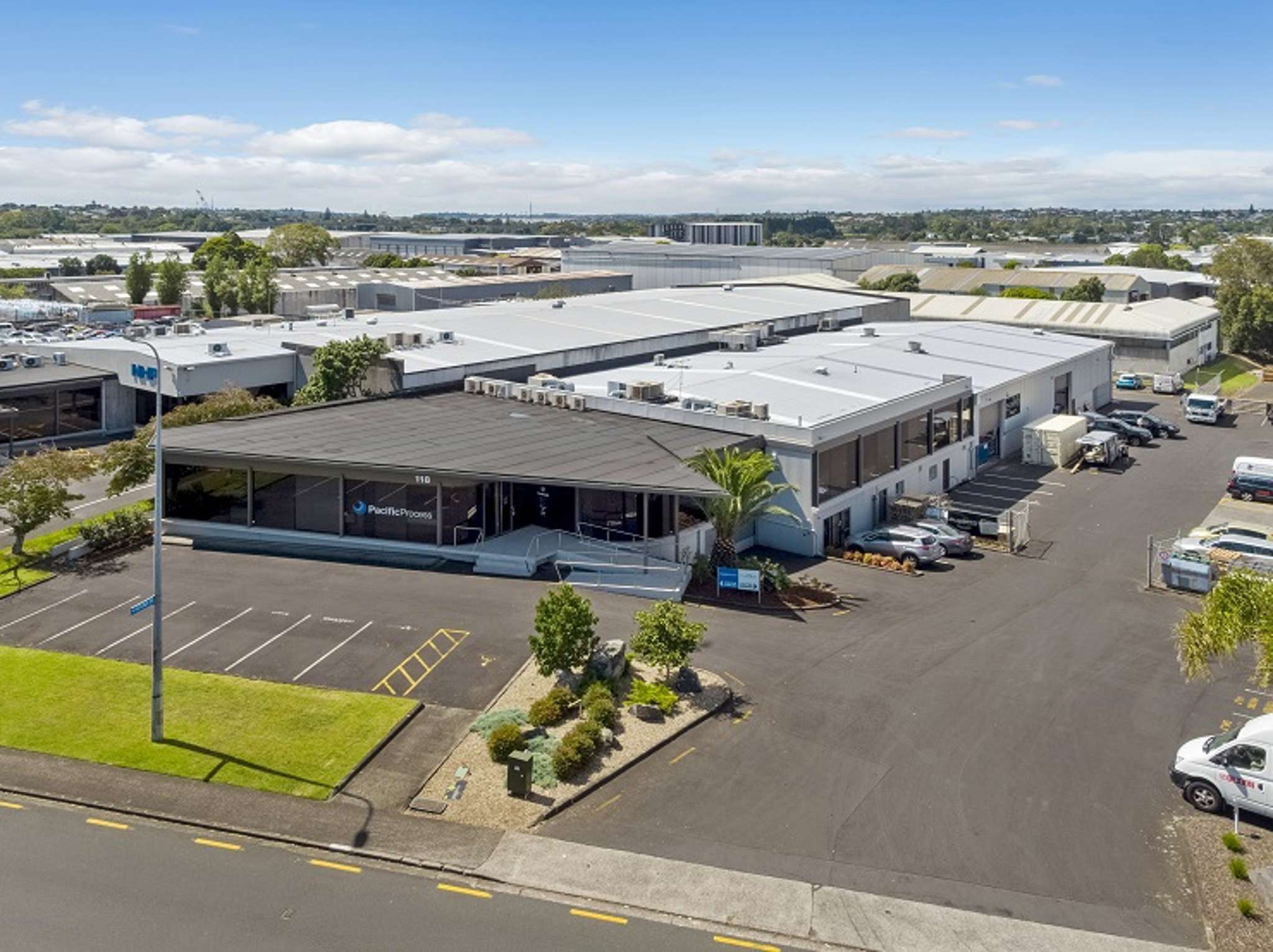 Modern A-grade investment in industrial heart of Mt Wellington