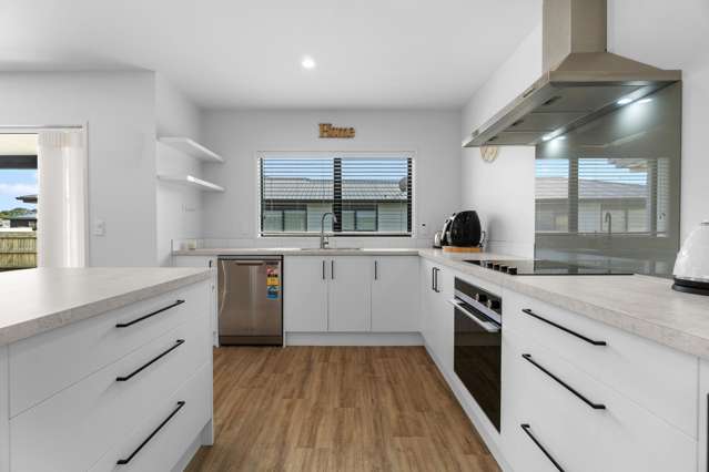 7 Waugh Lane Huntly_2