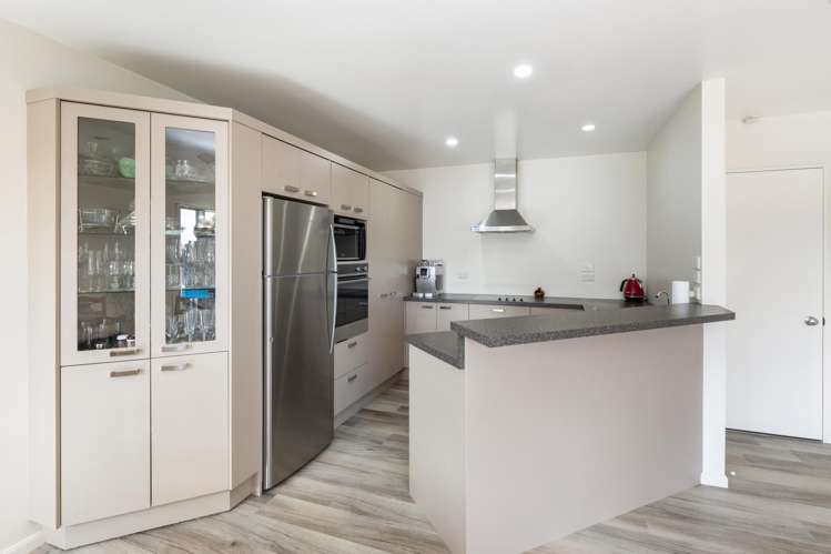 71 Springs Road Hornby_7