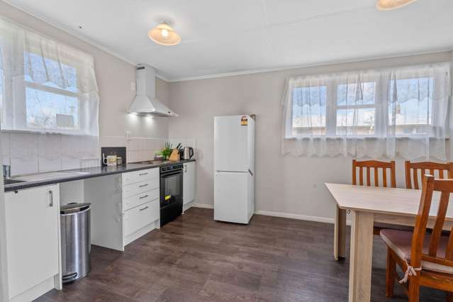 19 Eliot Street Enderley_3