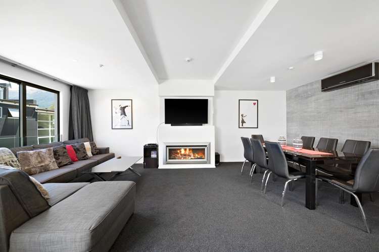3/15 Melbourne Street Queenstown_2
