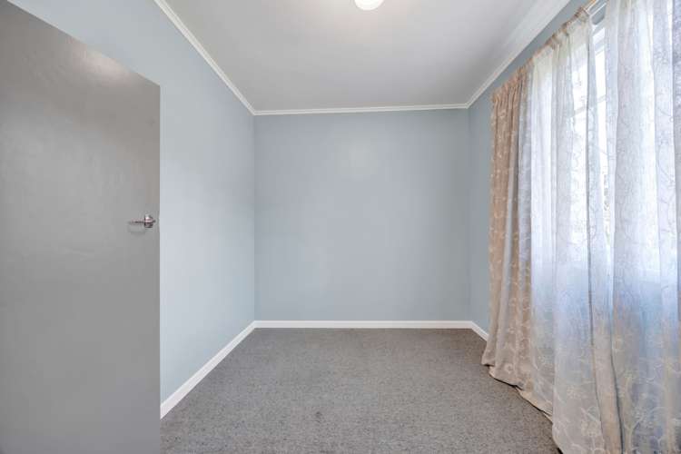 63 Gladstone Street Hawera_15