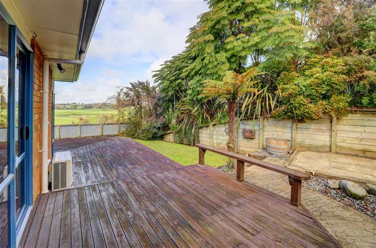 13 Highgrove Drive Grandview Heights_24