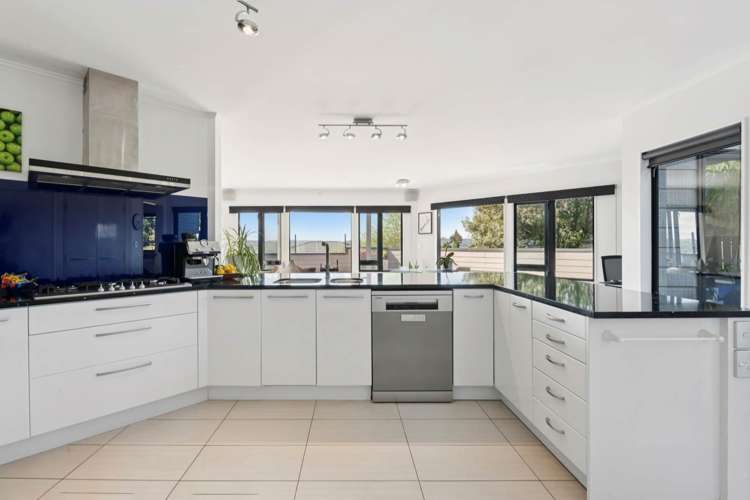 30 Royalty Rise Red Beach_7