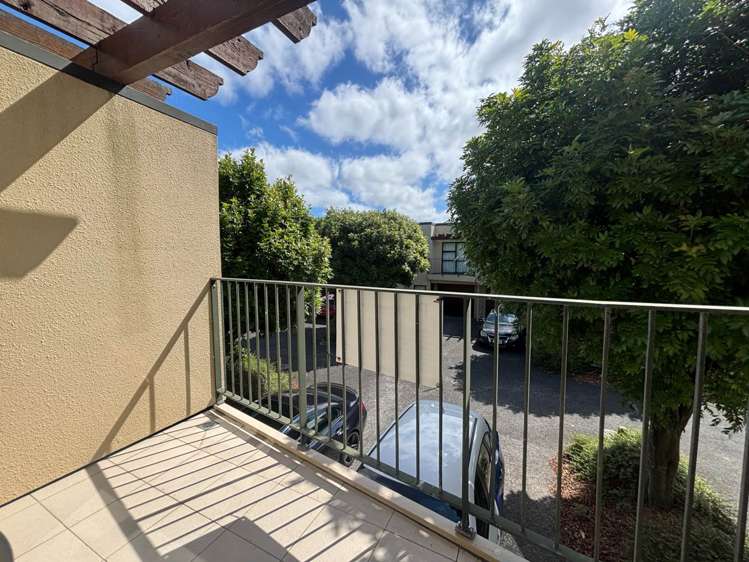 12/17 Harbour View Road Te Atatu Peninsula_13