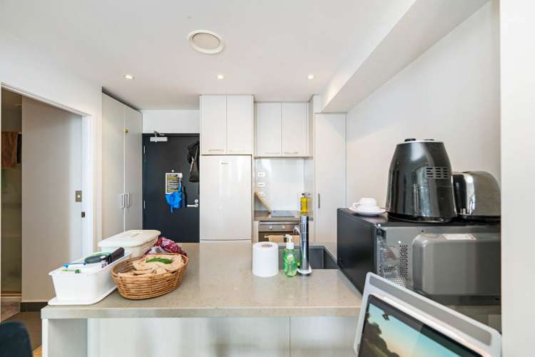 2308/8 Airedale Street City Centre_11
