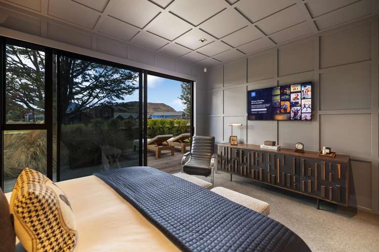 7 Reading Court Jacks Point_27