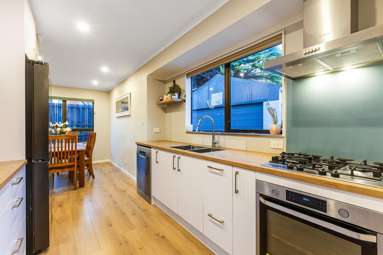 23 James Cook Drive_1