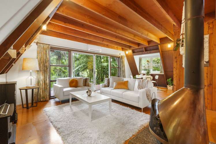 117 Woodlands Park Road Titirangi_12