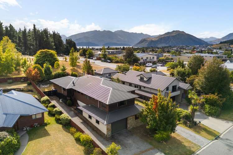 4 Hillview Place Wanaka_1