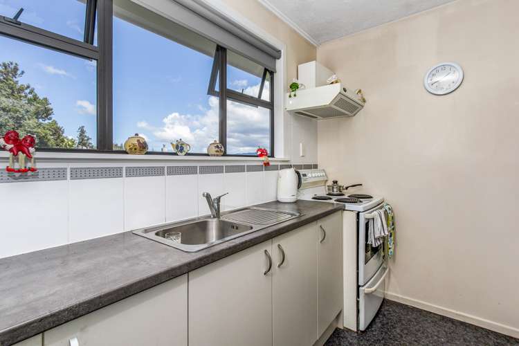 24 School Road Te Atatu South_13