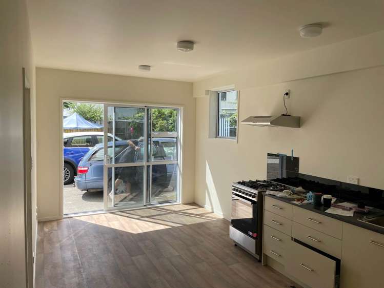 3/99 Hillside Road Glenfield_5