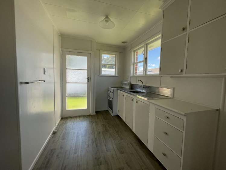 4/548 Fergusson Drive 11322_2