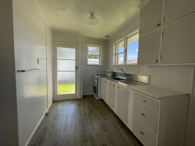 4/548 Fergusson Drive 11322_2