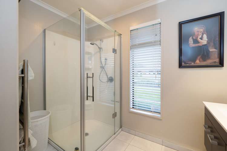 7 Filey Place Allenton_12