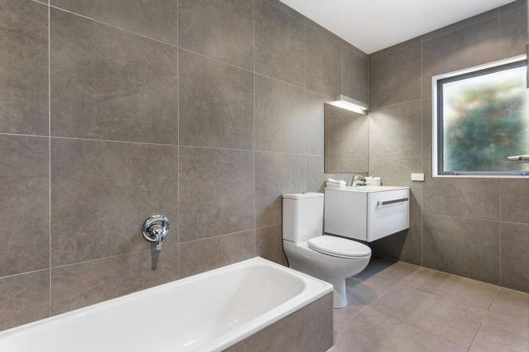 2/38 Challenger Street St Heliers_12