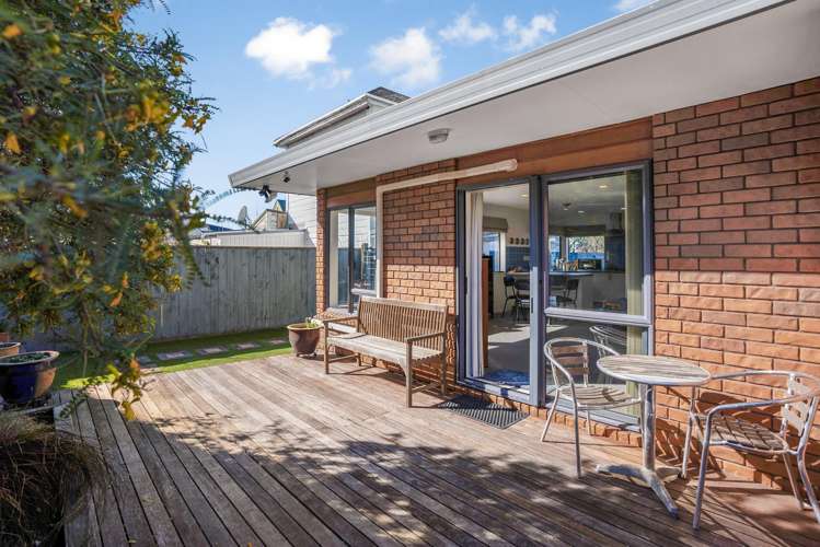 27B Nelson Street Petone_13