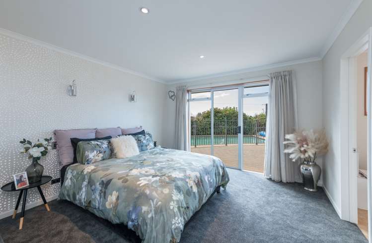 9 Highfield Grove Richmond_17