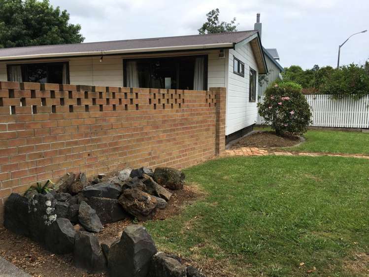 3 Tington Avenue Wattle Downs_14