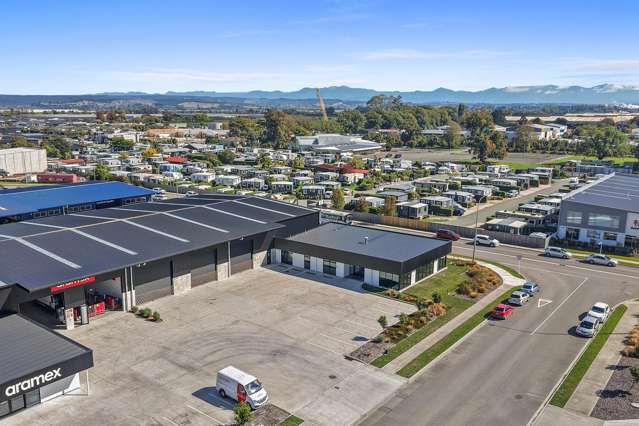 High-spec warehouse + office opportunity