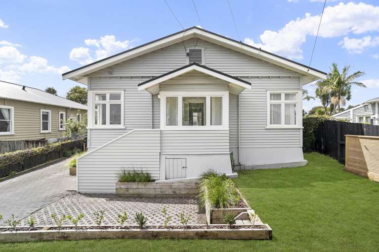 6A Volcanic Street Mount Eden_0