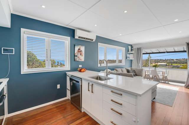 6 Kauri Road Stanmore Bay_2