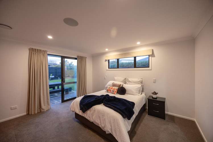 12 Huffington Place Feilding_13