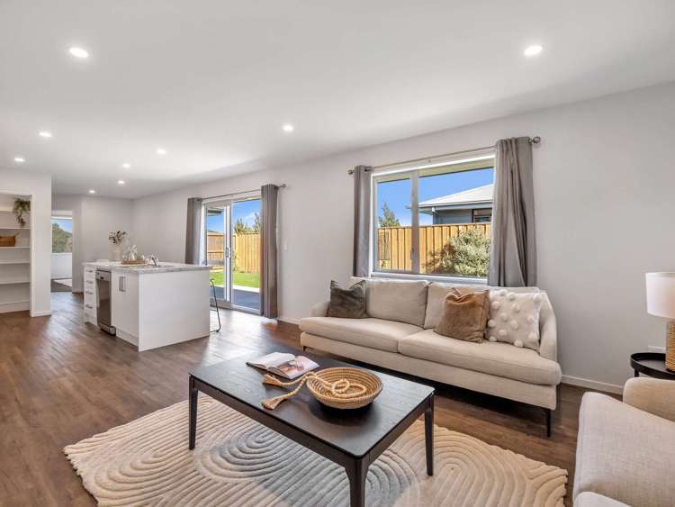 20 Sandstone Crescent Rolleston_1