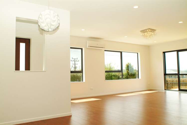 12a Hepburn Road Glendene_14