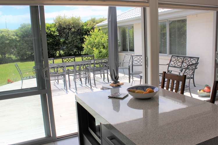 111 Ti Kouka Crescent Matarangi_7