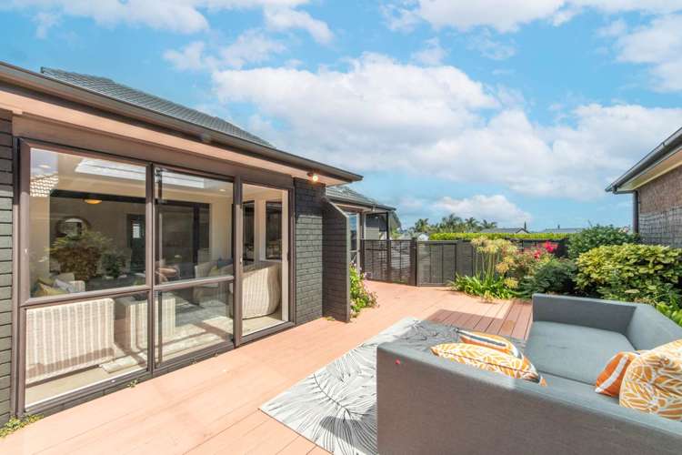 2/2 Basilton Close Bucklands Beach_12