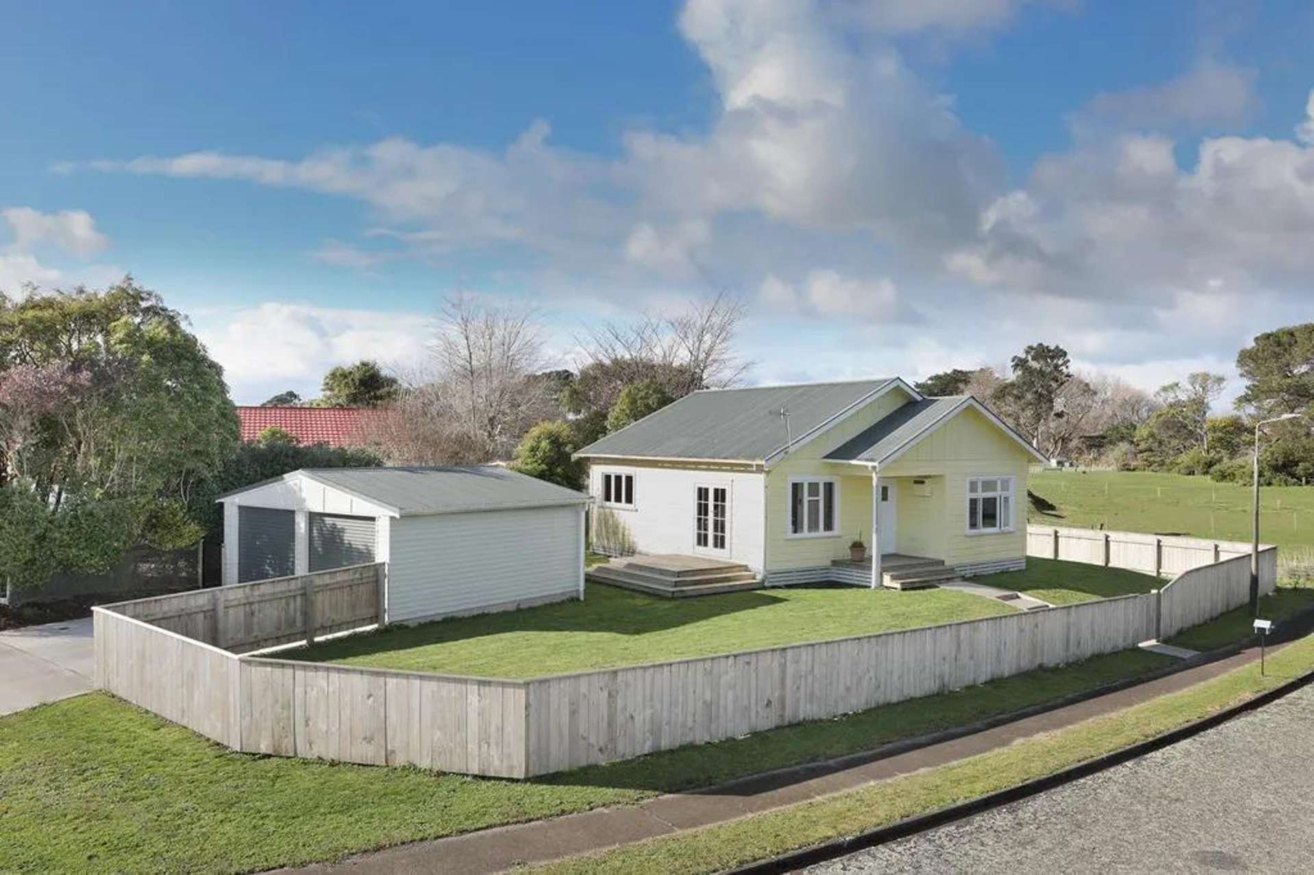 1 Frood Street Bulls_0