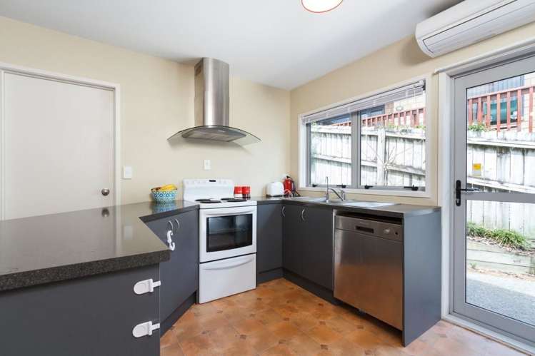 4 Atkins Way Ohauiti_7