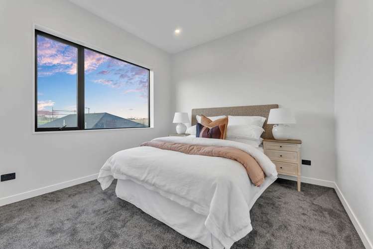 51 Tipu Crescent Milldale_17