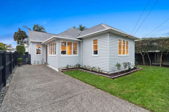 Sunny & Freehold | Professionals